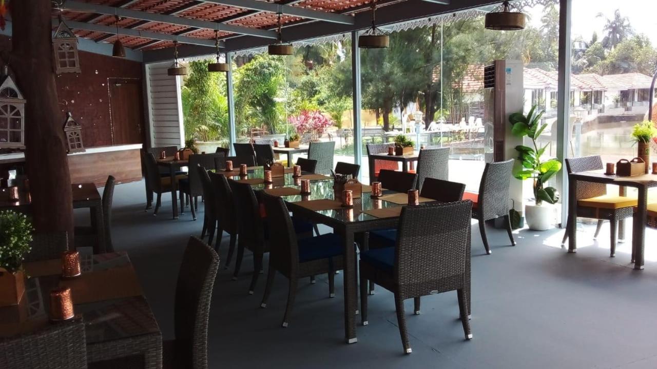 Veda5 Wellness Retreat & Spa Олд Гоа Екстериор снимка