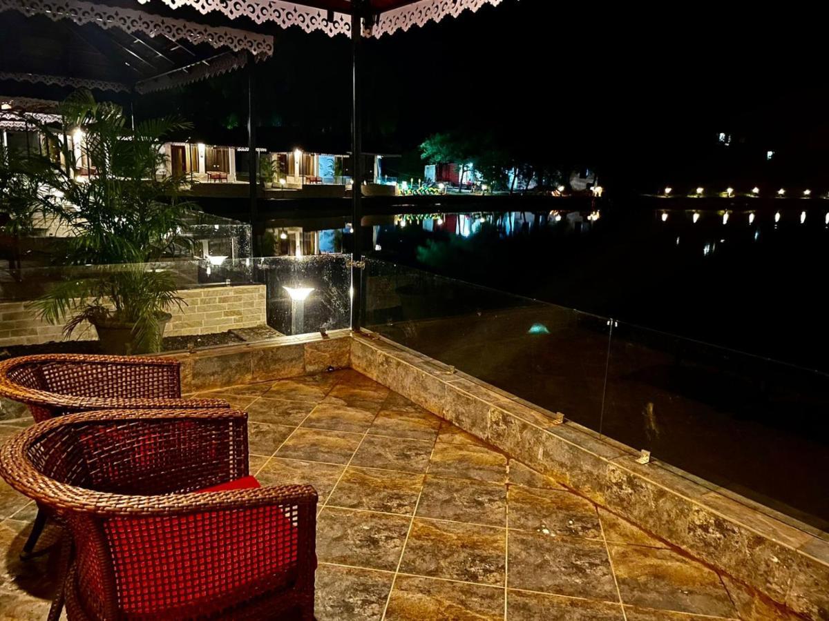 Veda5 Wellness Retreat & Spa Олд Гоа Екстериор снимка